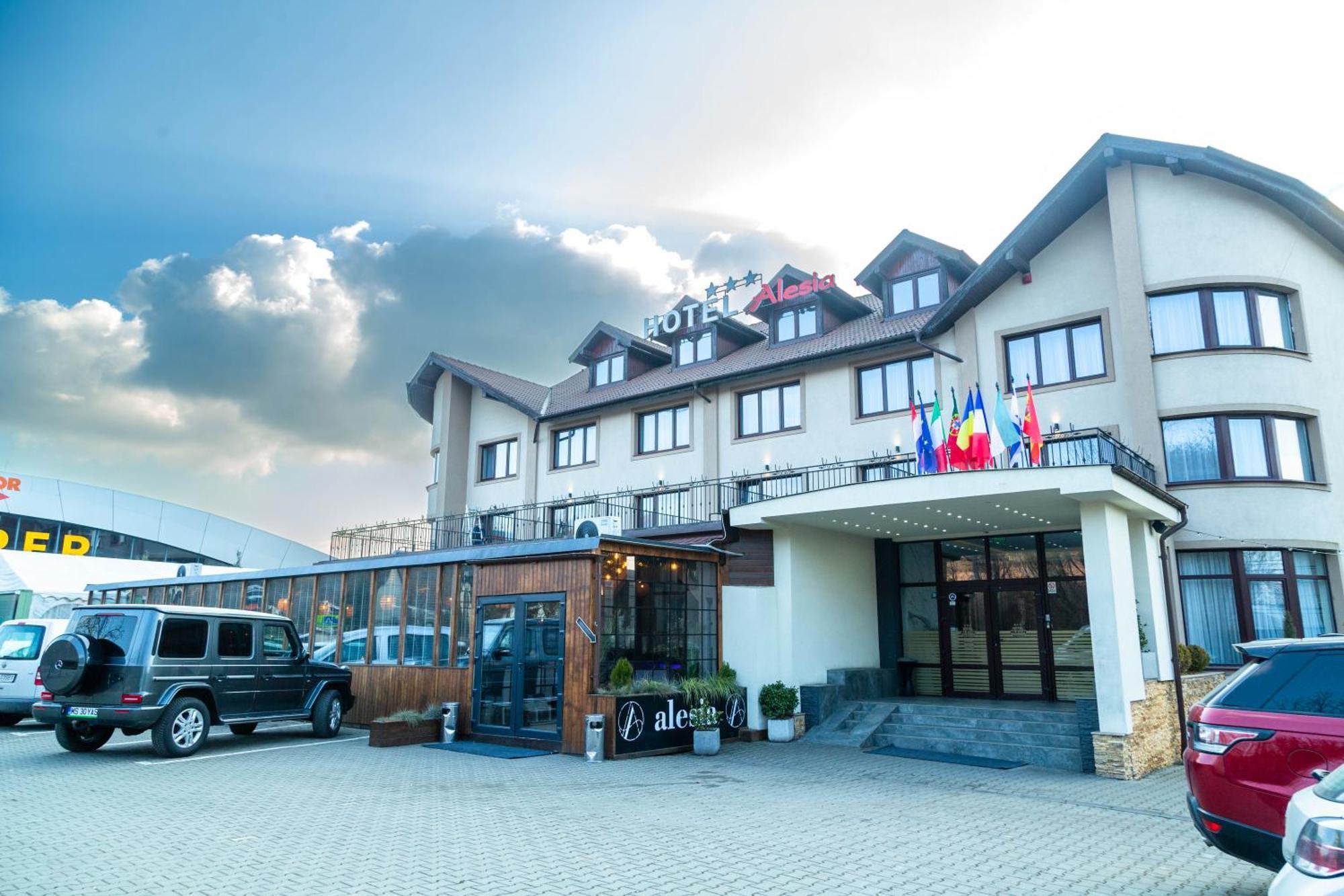 Hotel Restaurant Alesia Corunca Exteriör bild